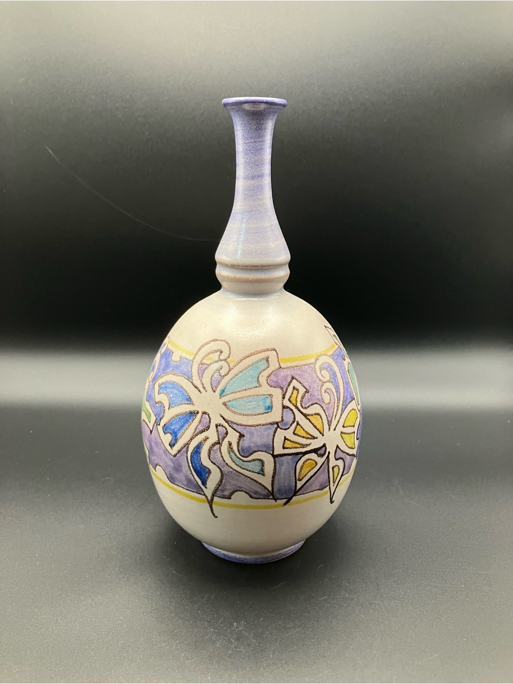 Vietri Italian Handcrafted Ceramic Decorative Vase in Lavender and Cream